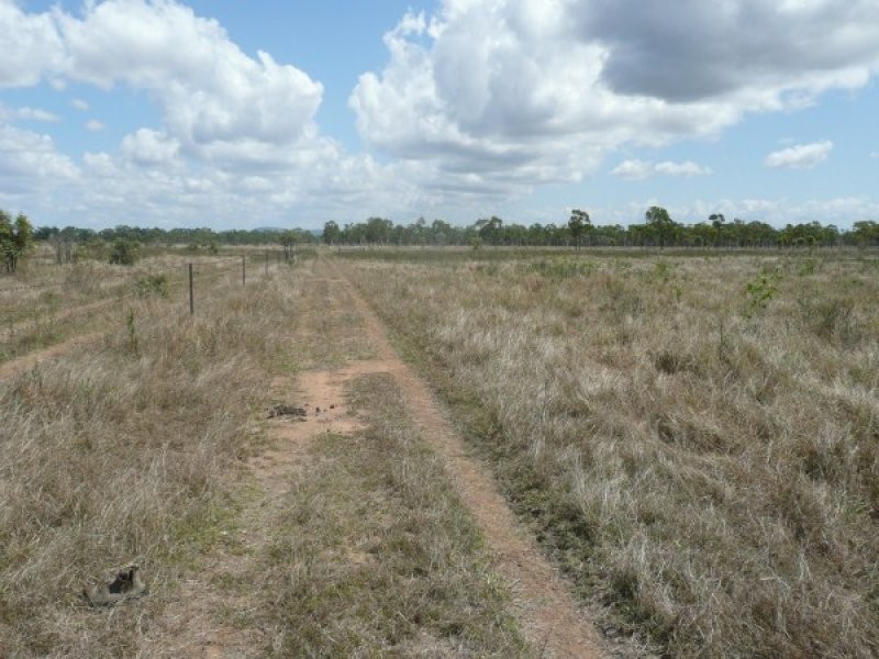 512 Tondara Road, Guthalungra QLD 4805