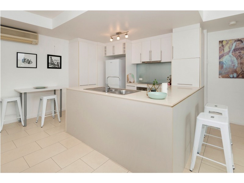 8/8 Stanley Street, Townsville City QLD 4810