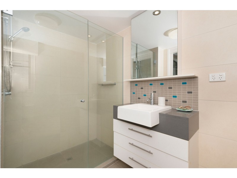 8/8 Stanley Street, Townsville City QLD 4810