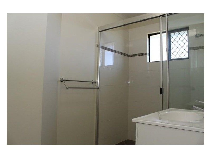 5 Chancellor Court, Kelso QLD 4815