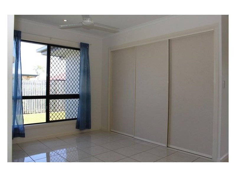 5 Chancellor Court, Kelso QLD 4815