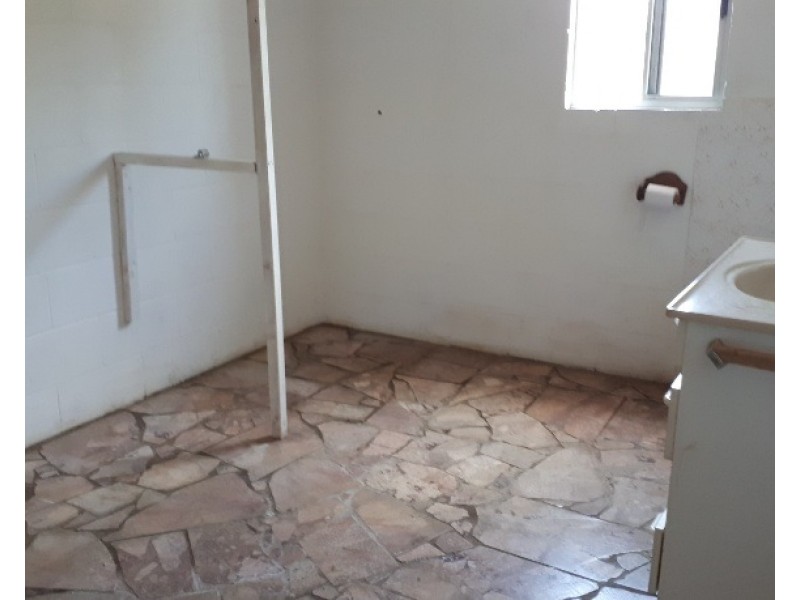 34 Old Bridge Road, Long Pocket QLD 4850