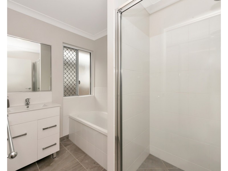 38 ROOSEVELT LOOP, Mount Louisa QLD 4814
