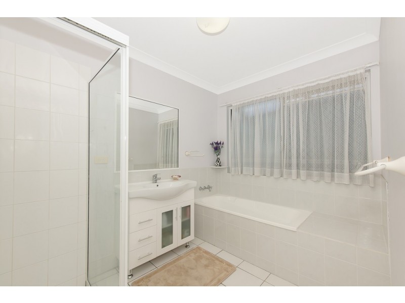 4 WILLEROO COURT, Annandale QLD 4814