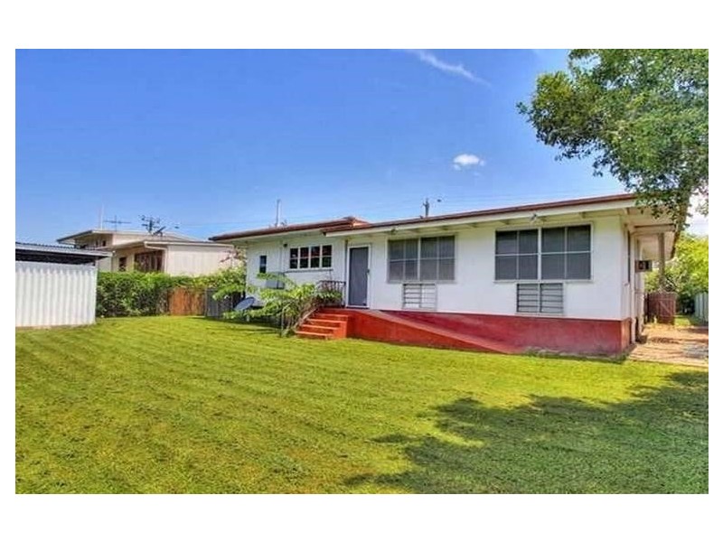 121 ROSS RIVER ROAD, Mundingburra QLD 4812