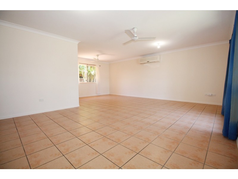 23 Woodlake Avenue, Kirwan QLD 4817