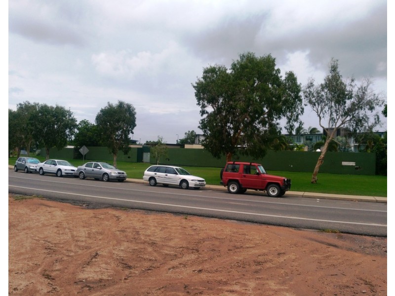 124-126 SOONING STREET, Nelly Bay QLD 4819