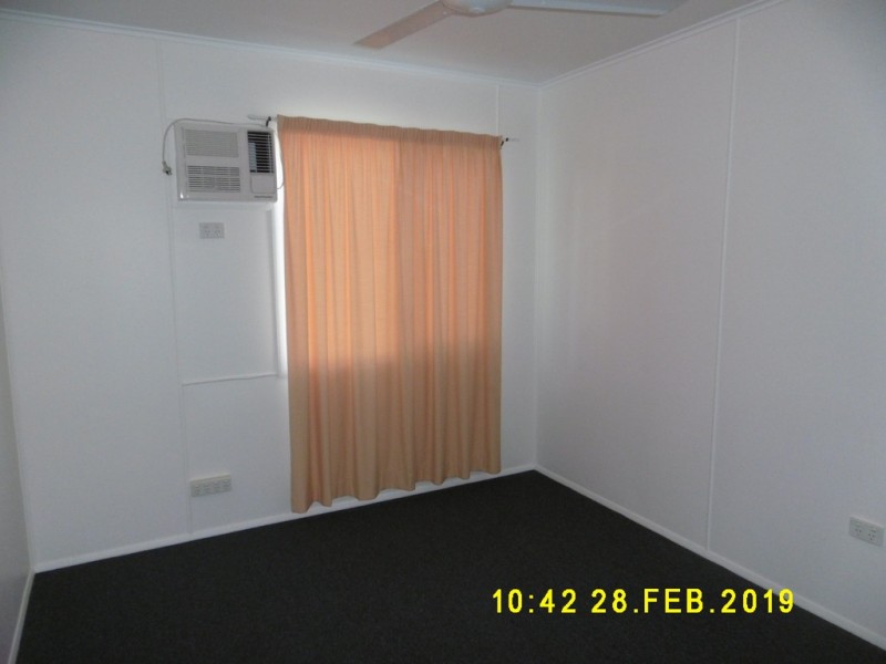 448 Ross River Road, Cranbrook QLD 4814