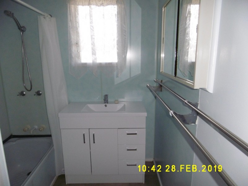 448 Ross River Road, Cranbrook QLD 4814