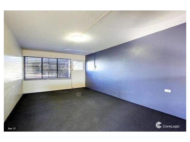 4/19 Carr Street, Hermit Park QLD 4812