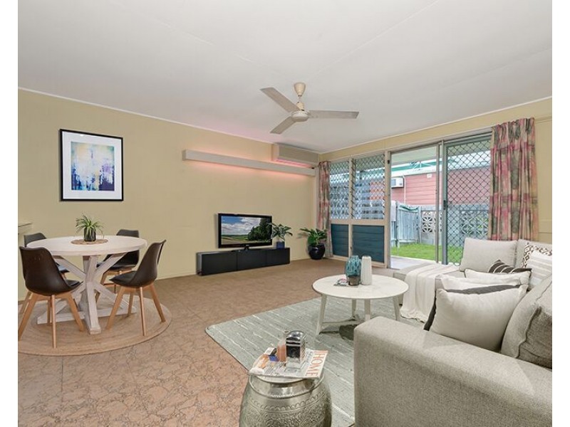 2/138 Eyre Street, North Ward QLD 4810