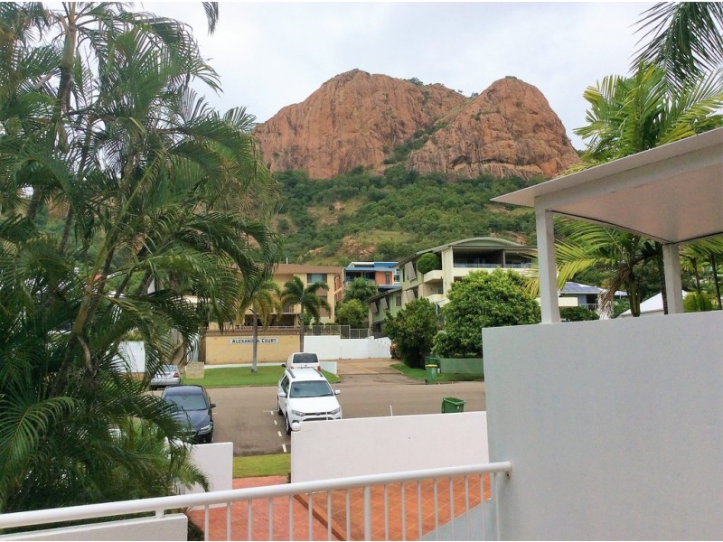 Unit 7/ 6 ALEXANDRA STREET, North Ward QLD 4810