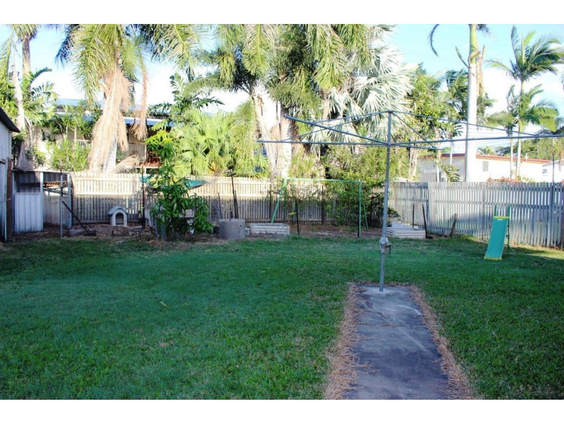 27 Lanark Street, Kirwan QLD 4817