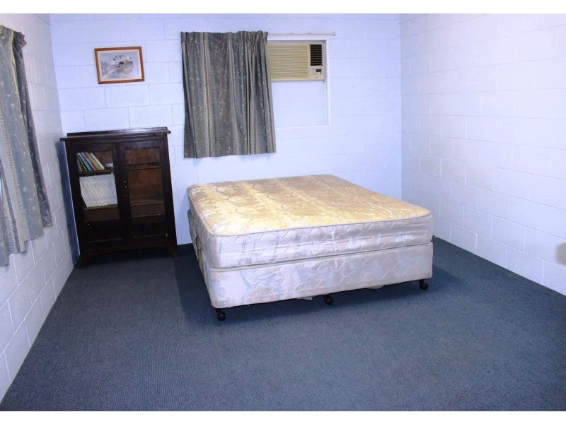 27 Lanark Street, Kirwan QLD 4817