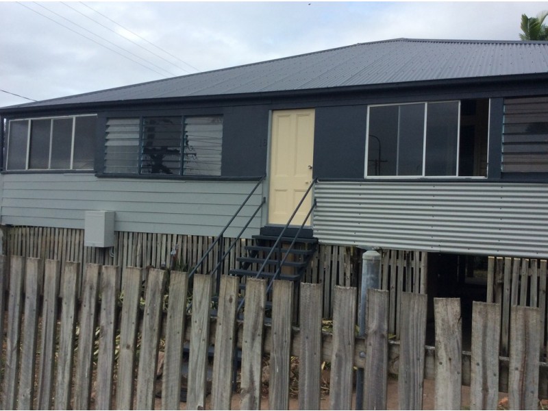 16 CANNAN STREET, South Townsville QLD 4810