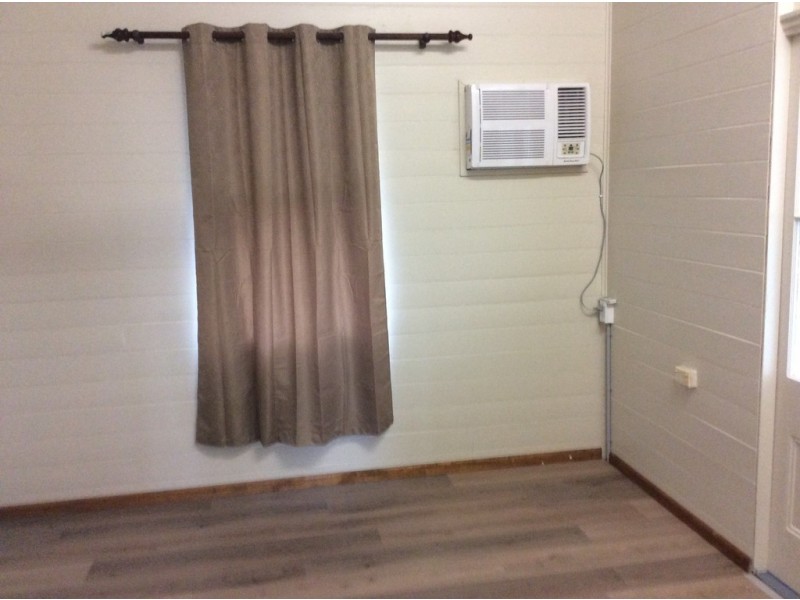 16 CANNAN STREET, South Townsville QLD 4810