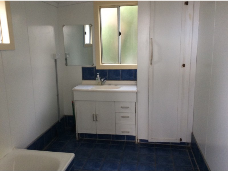 16 CANNAN STREET, South Townsville QLD 4810