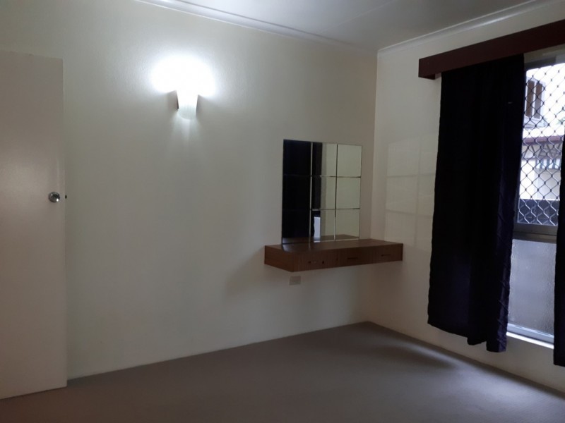 1/24 ACKERS STREET, Hermit Park QLD 4812