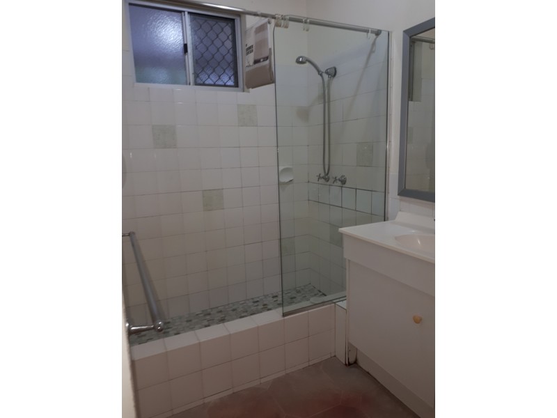 1/24 ACKERS STREET, Hermit Park QLD 4812