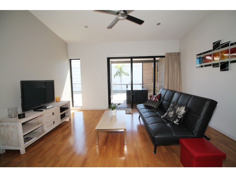 UNIT 8/90 Davidson Street, South Townsville QLD 4810