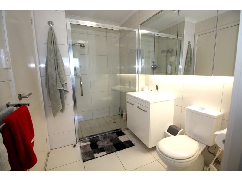 UNIT 8/90 Davidson Street, South Townsville QLD 4810