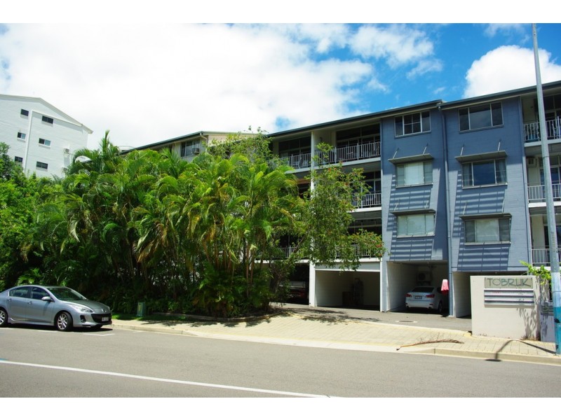 Unit 8/33 The Strand, North Ward QLD 4810