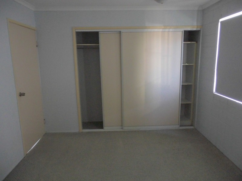 1/161 Eyre Street, North Ward QLD 4810