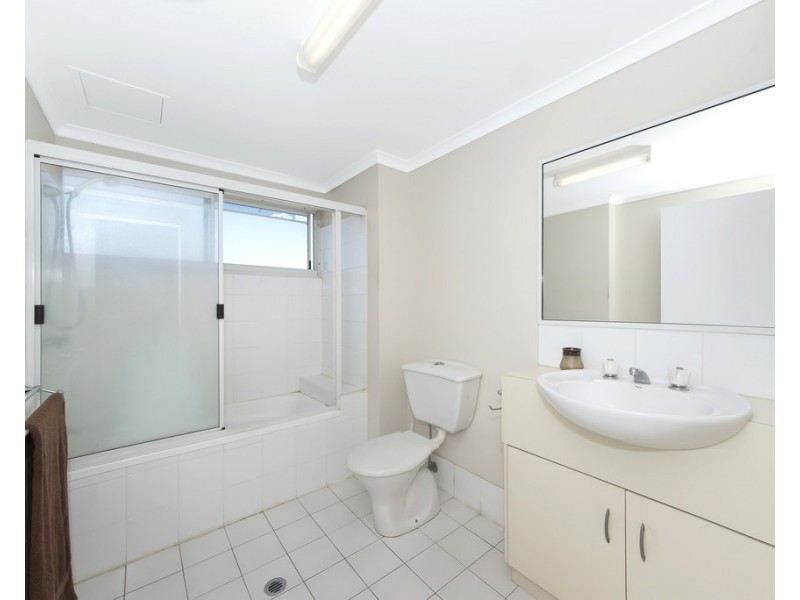 3 B/3-7 THE STRAND, Townsville City QLD 4810