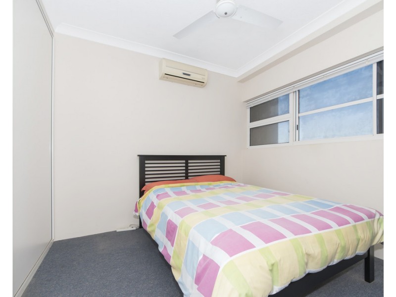 3 B/3-7 THE STRAND, Townsville City QLD 4810