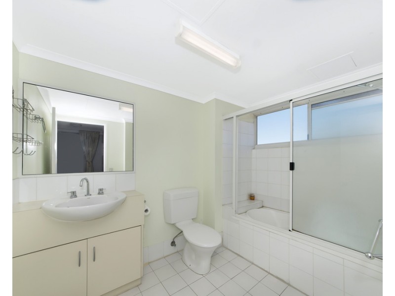 3 B/3-7 THE STRAND, Townsville City QLD 4810