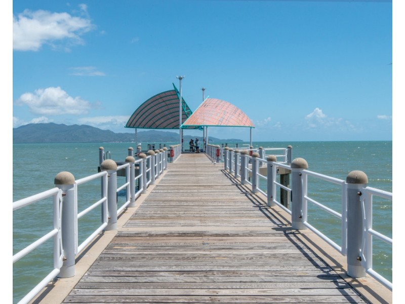 3 B/3-7 THE STRAND, Townsville City QLD 4810