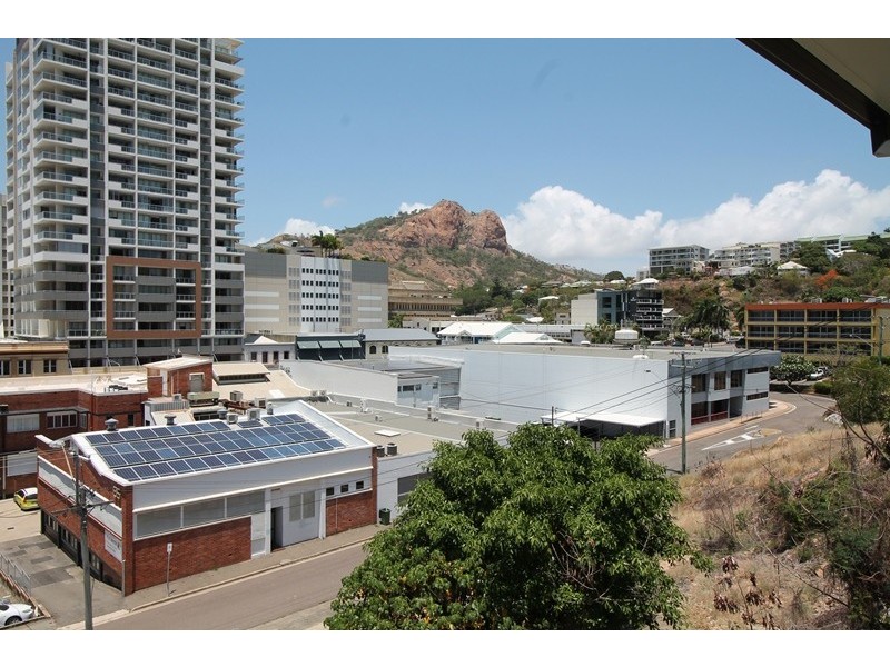 7 Hamilton Street, Townsville City QLD 4810