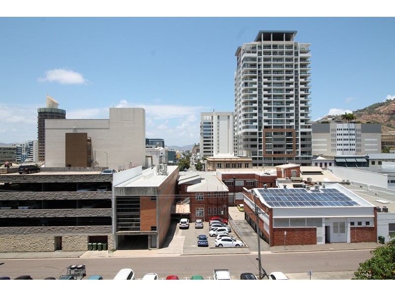 7 Hamilton Street, Townsville City QLD 4810