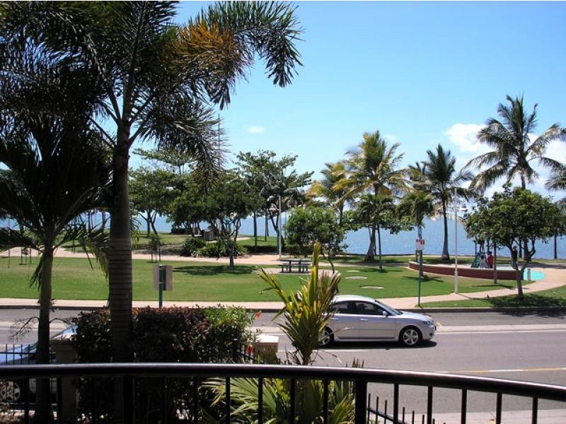 1/78 The Strand, North Ward QLD 4810