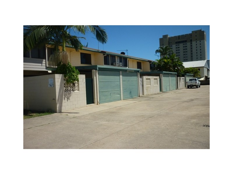 11/85 Eyre Street, North Ward QLD 4810