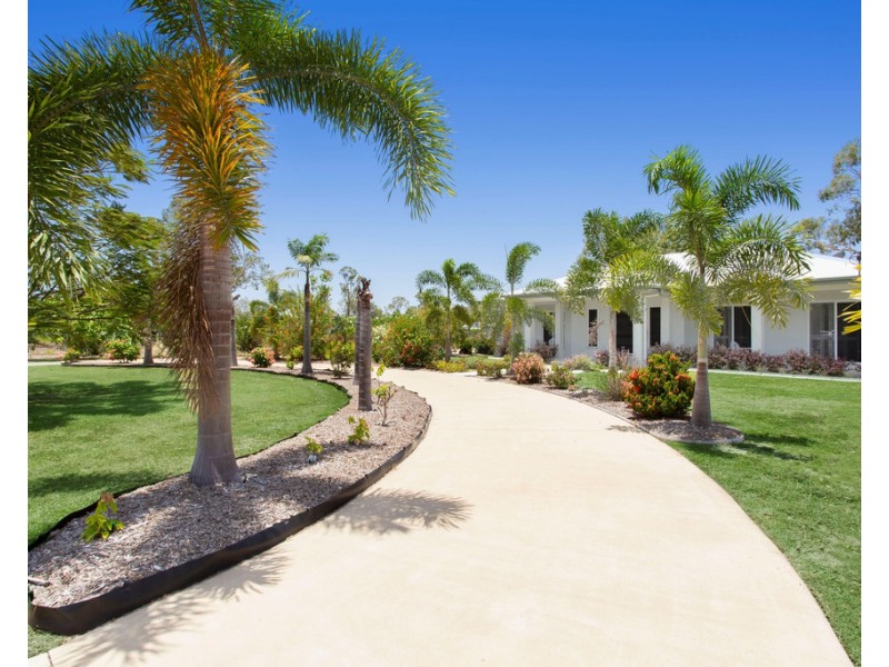 48 Blackview Avenue, Black River QLD 4818