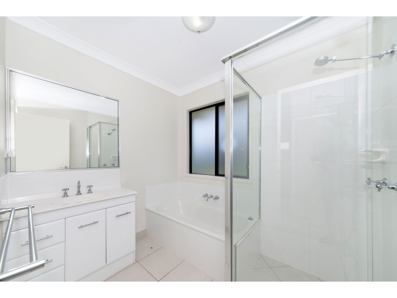 3 HOLBOURNE STREET, Bushland Beach QLD 4818