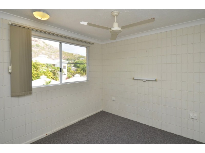 115/15-19 Gregory Street, North Ward QLD 4810