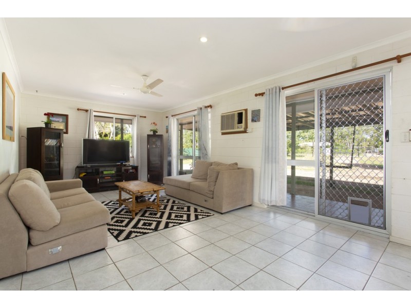 16 Mawson Street, Bluewater Park QLD 4818