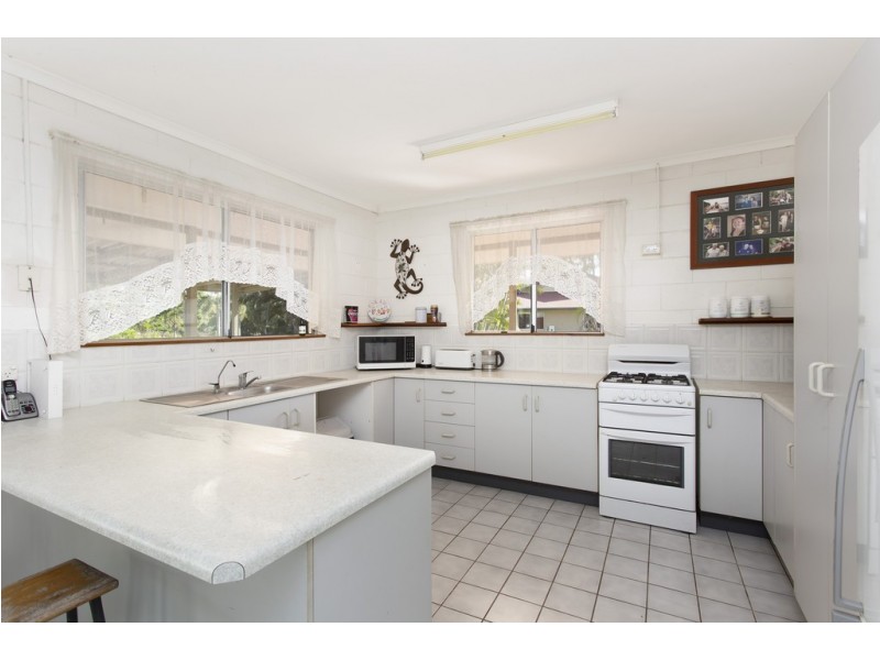 16 Mawson Street, Bluewater Park QLD 4818