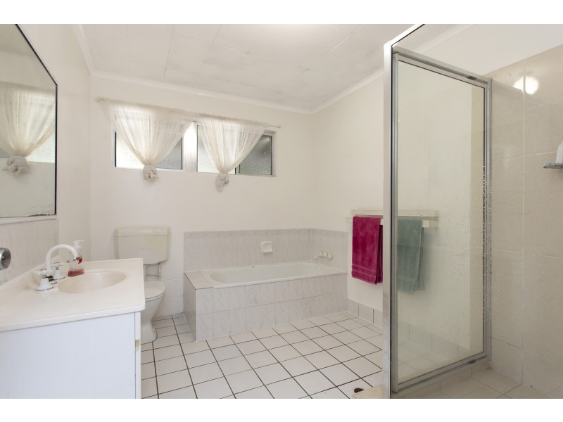 16 Mawson Street, Bluewater Park QLD 4818