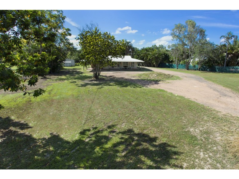 16 Mawson Street, Bluewater Park QLD 4818