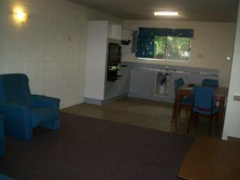 Unit 3/5 Windsor Street, Hermit Park QLD 4812