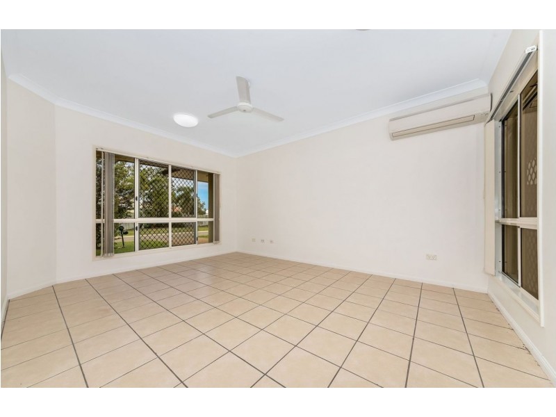 5 CURTIN PLACE, Douglas QLD 4814