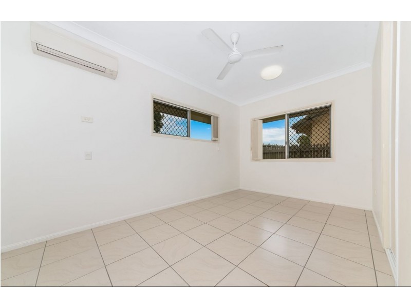 5 CURTIN PLACE, Douglas QLD 4814