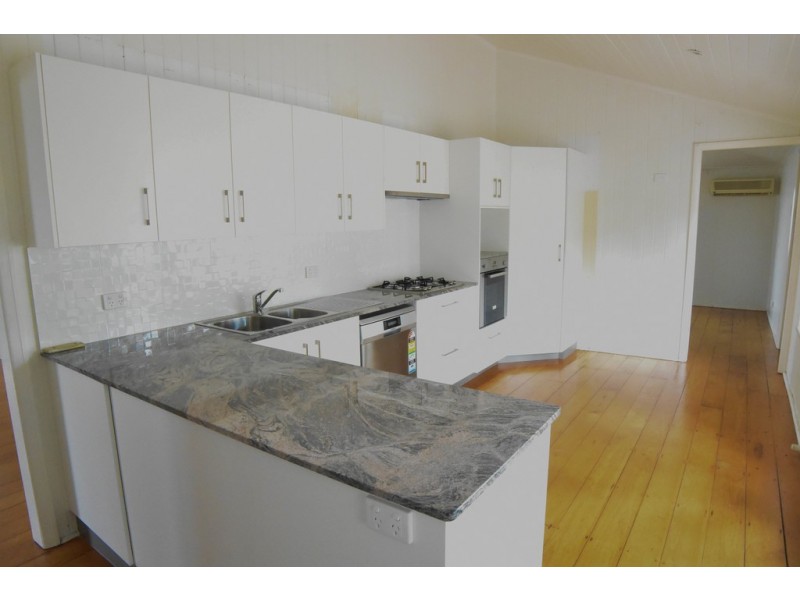 187 Upper Denham Street, Townsville City QLD 4810