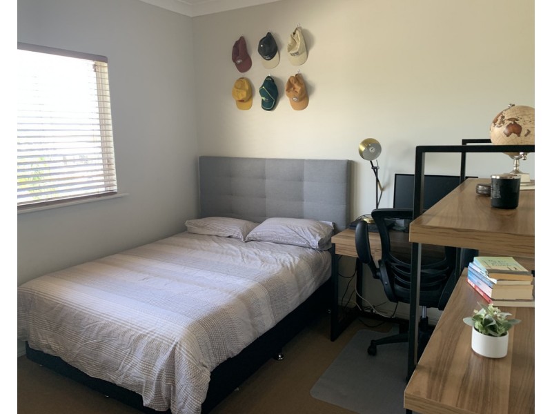 18/12-14 MARTINEZ AVENUE, West End QLD 4810