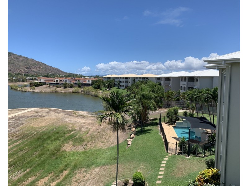 18/12-14 MARTINEZ AVENUE, West End QLD 4810