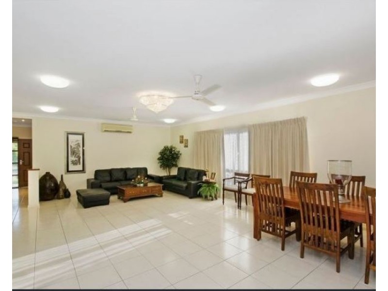 9 SHEERWATER PARADE, Douglas QLD 4814