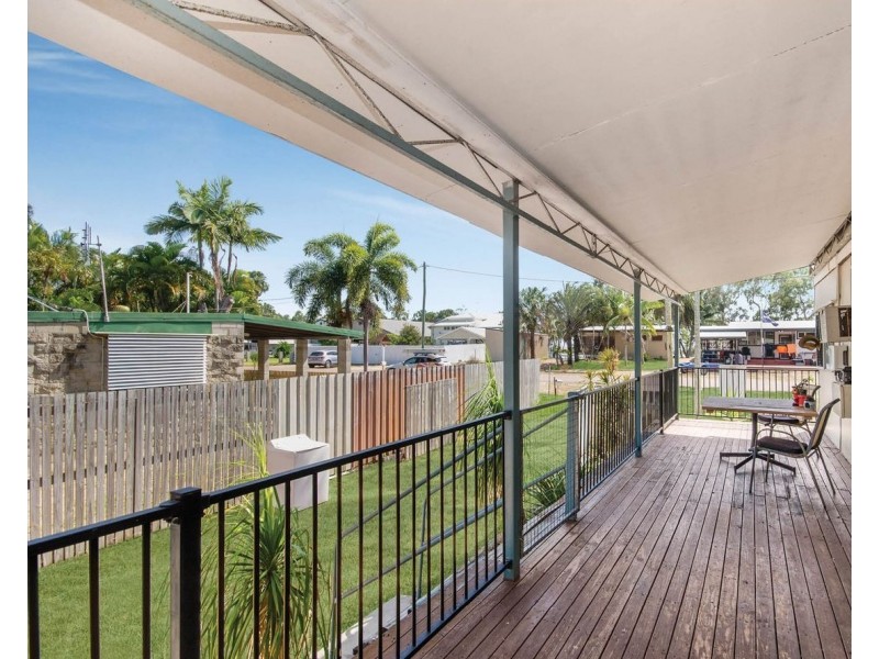 33 Whiting Court, Cungulla QLD 4816
